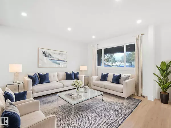 Edmonton, AB T5Y2B2,#10 13833 30 ST NW