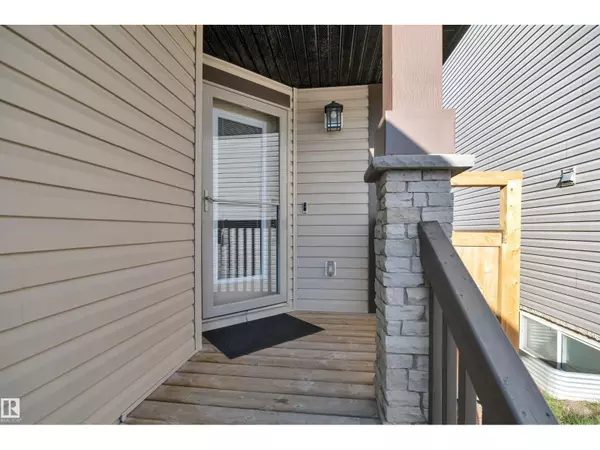 Edmonton, AB T6W3K4,16408 12 AV SW