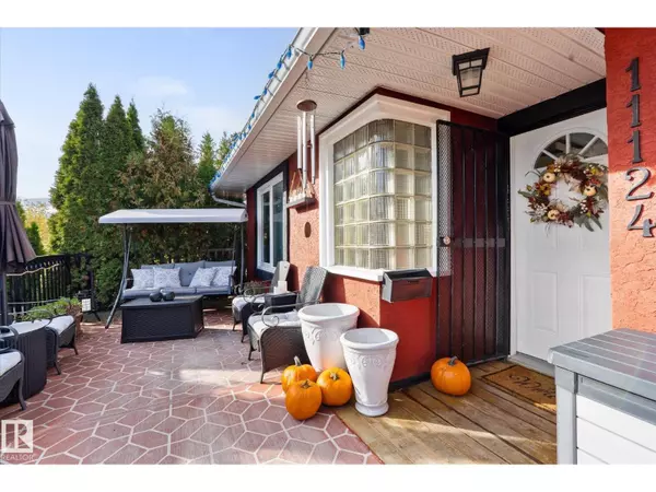 Edmonton, AB T5H1K1,11124 110A AV NW