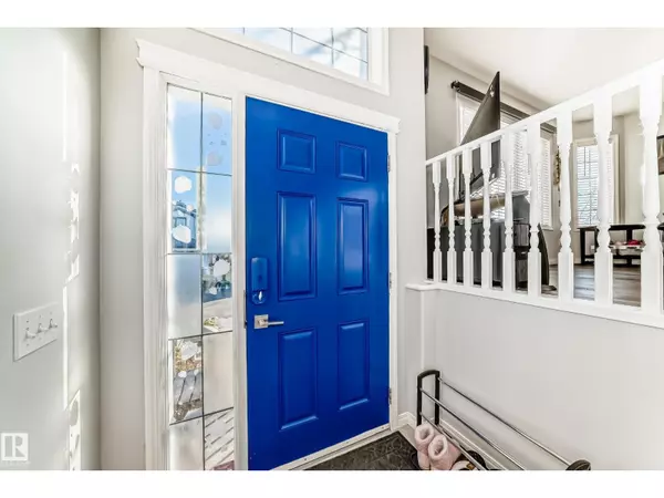 Edmonton, AB T5Y3H2,15628 44 ST NW