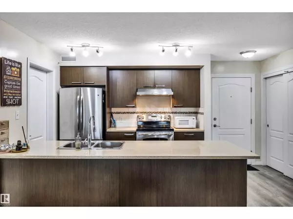 Edmonton, AB T6R0M2,#2405 7343 SOUTH TERWILLEGAR DR NW