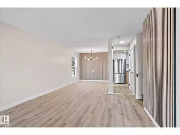 Edmonton, AB T5T2P1,6510 184 ST NW