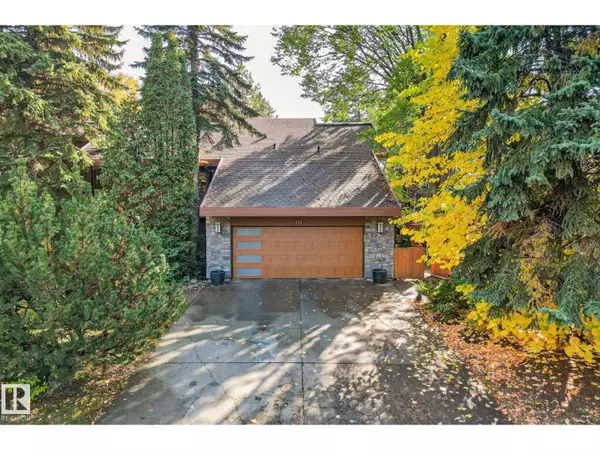 Edmonton, AB T6H4V2,171 BRANDER DR NW