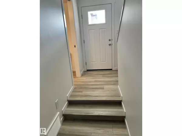 Edmonton, AB T5Z0P7,#64 17832 78 ST NW