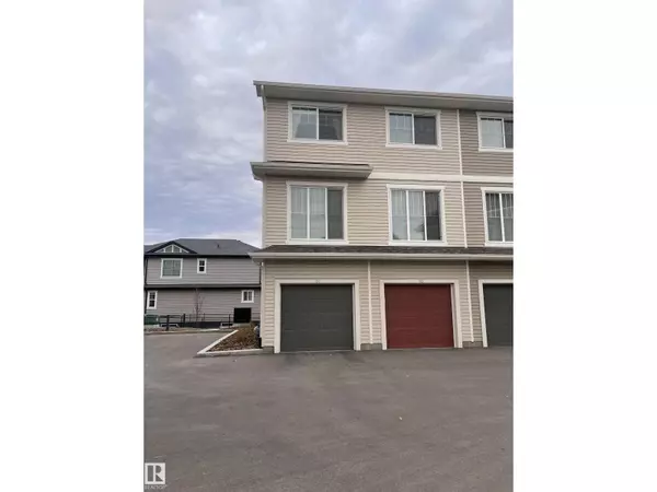 Edmonton, AB T5Z0P7,#64 17832 78 ST NW