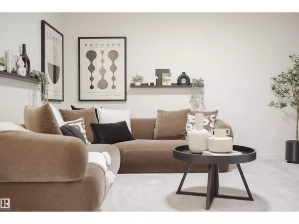 Edmonton, AB T6W4E5,2323 160 ST SW SW