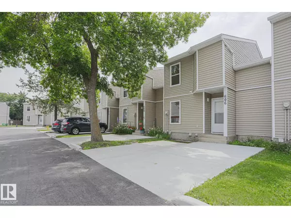 606 SADDLEBACK RD NW, Edmonton, AB T6J4Z3