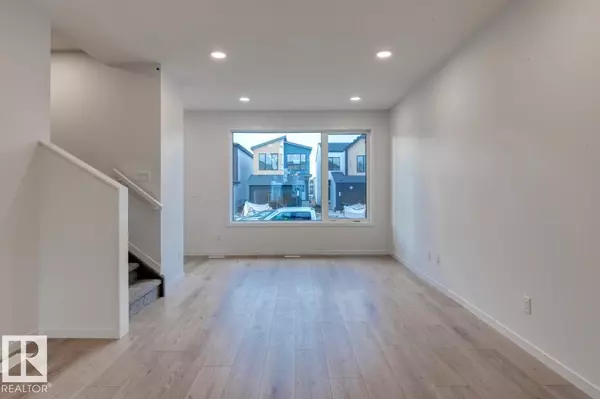 Edmonton, AB T6X1A5,339 30 ST SW