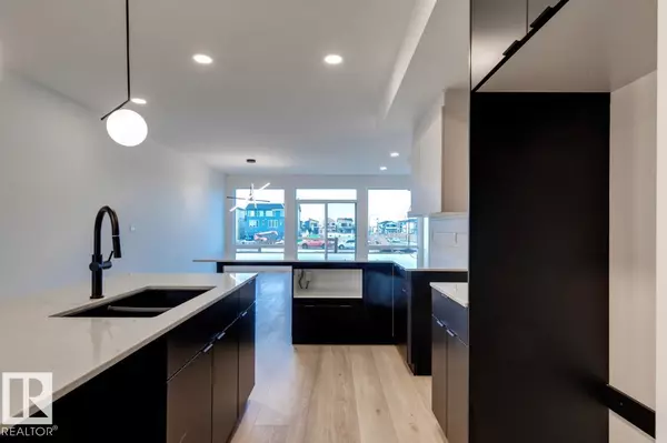 Edmonton, AB T6X1A5,308 30 ST SW