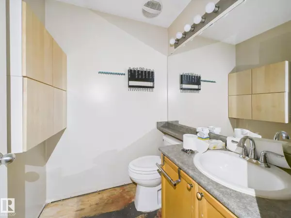 Stony Plain, AB T7Z2W4,11 GREENBRIAR PL