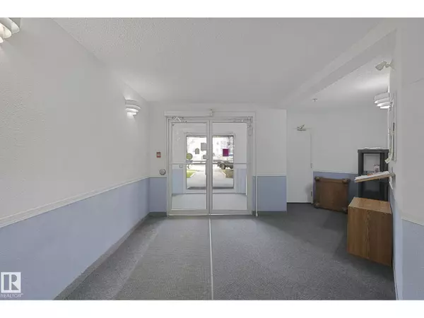 Edmonton, AB T5B4V9,#308 11218 80 ST NW