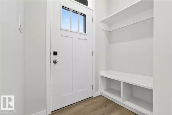 Edmonton, AB T5P3M5,10506 162 ST NW