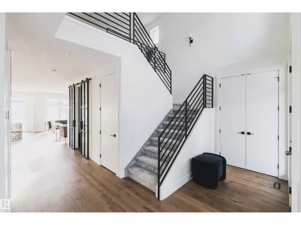 Edmonton, AB T6G1X2,8350 120 ST NW