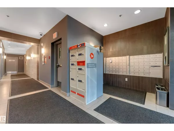 Edmonton, AB T5K0C1,#807 10055 118 ST NW