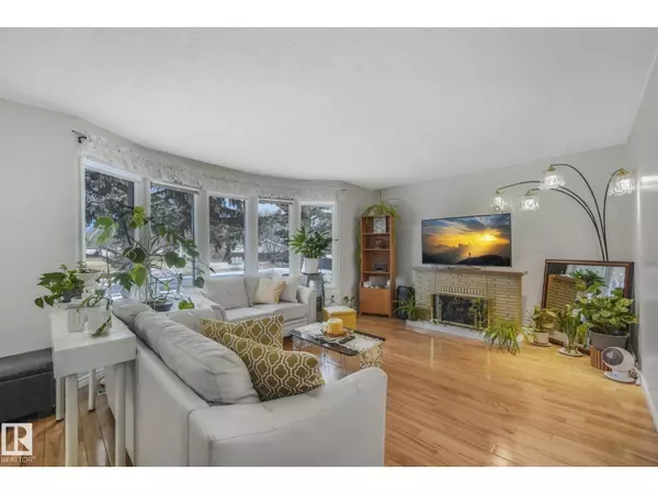 5107 56 AV, Leduc, AB T9E5N3