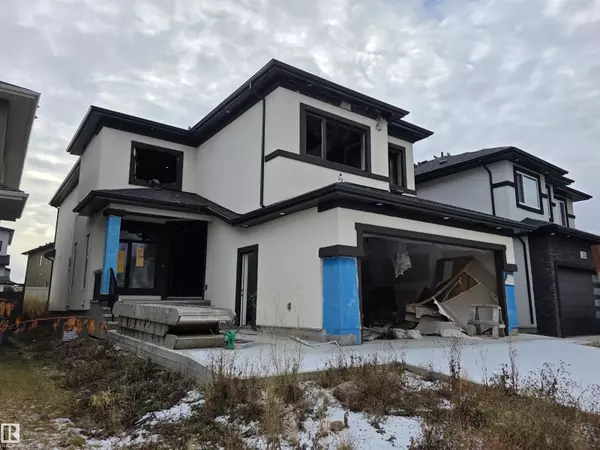 1915 20 AV NW, Edmonton, AB T6T2K9