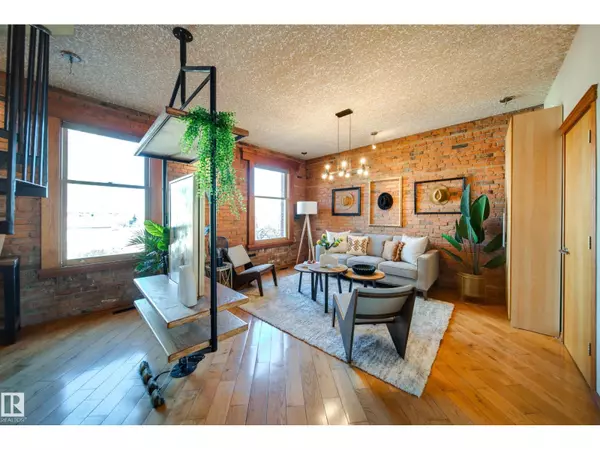 Edmonton, AB T5H2A8,#301 10141 95 ST NW