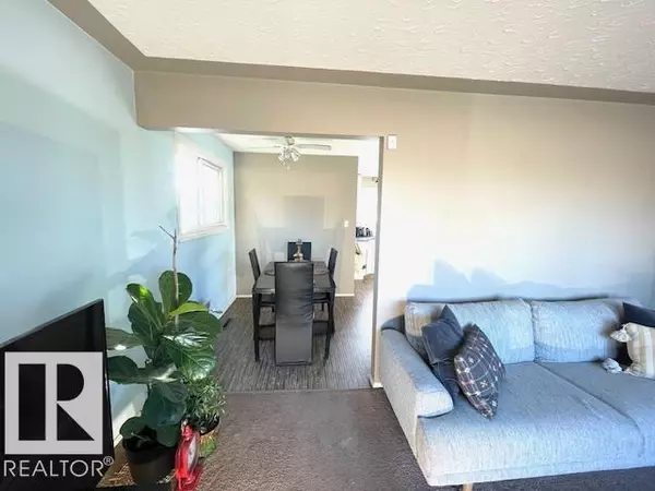 Edmonton, AB T6A0S8,4723 103 AV NW