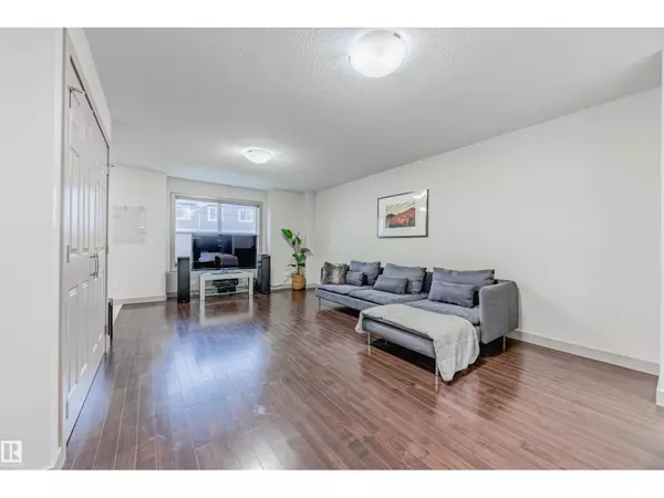 Edmonton, AB T6W2B6,#16 1150 WINDERMERE WY SW