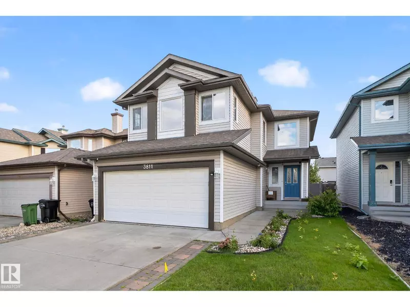 3811 McLean CL SW, Edmonton, AB T6W1R4
