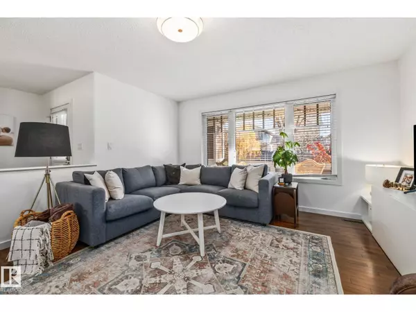 Edmonton, AB T6W0L4,2479 AUSTIN CR SW