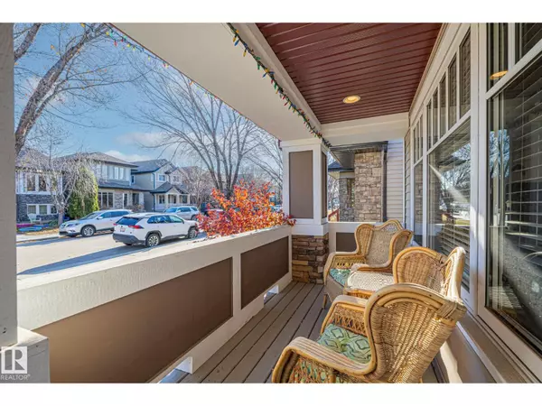 Edmonton, AB T6W0L4,2479 AUSTIN CR SW