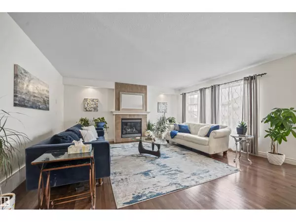 Edmonton, AB T6W0M9,753 173B ST NW