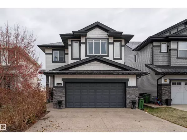 9715 205 ST NW, Edmonton, AB T5T4V1