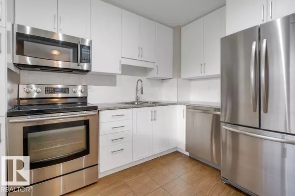 3317 139 AV NW, Edmonton, AB T5Y1T2