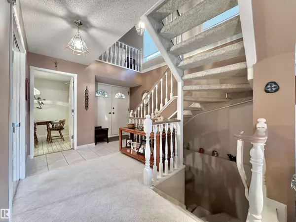 Edmonton, AB T6J5G2,1057 109 ST NW