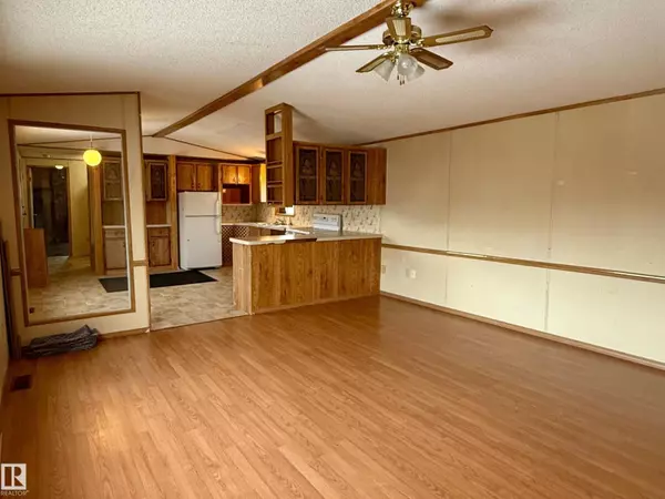 Cold Lake, AB T9M1Z4,#62 4405 50 AV