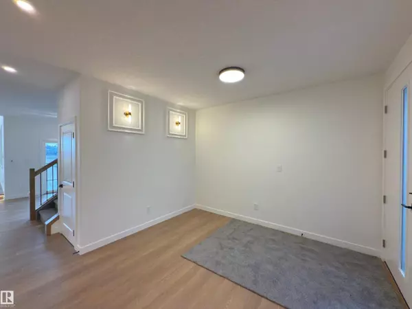 Spruce Grove, AB T7X0Y6,174 CALEDON CR