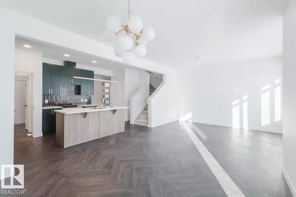 St. Albert, AB T8T2C9,39 CHARTRES CL