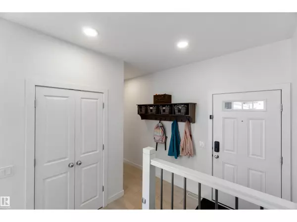 Ardrossan, AB T8E1B2,86 HORTON WY