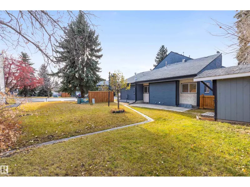 #106 81 GARDEN RD, St. Albert, AB T8N5G7