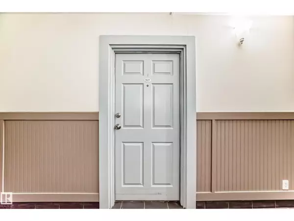 Edmonton, AB T5K1M7,#517 10235 112 ST NW