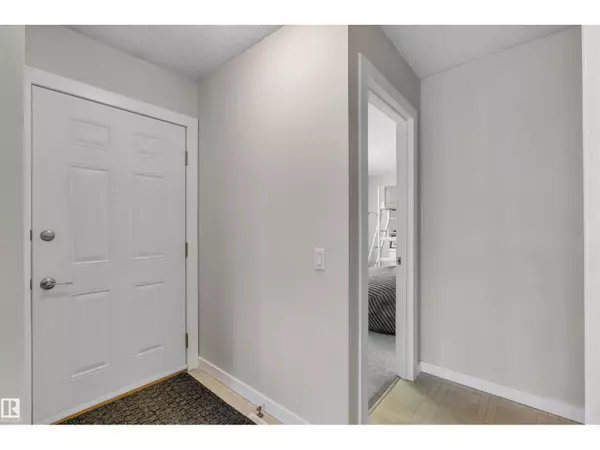 Calgary, AB T4G1R7,232 Ranchview PL NW