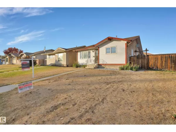 Edmonton, AB T5Y2A6,1912 151 AV NW