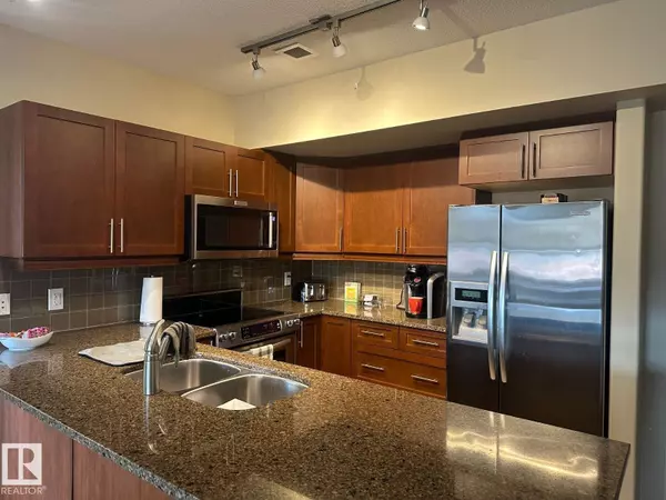 Sherwood Park, AB T8H0H7,#216 500 PALISADES WY