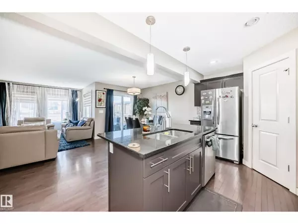 Edmonton, AB T6M0N1,1717 Hammond CR NW NW