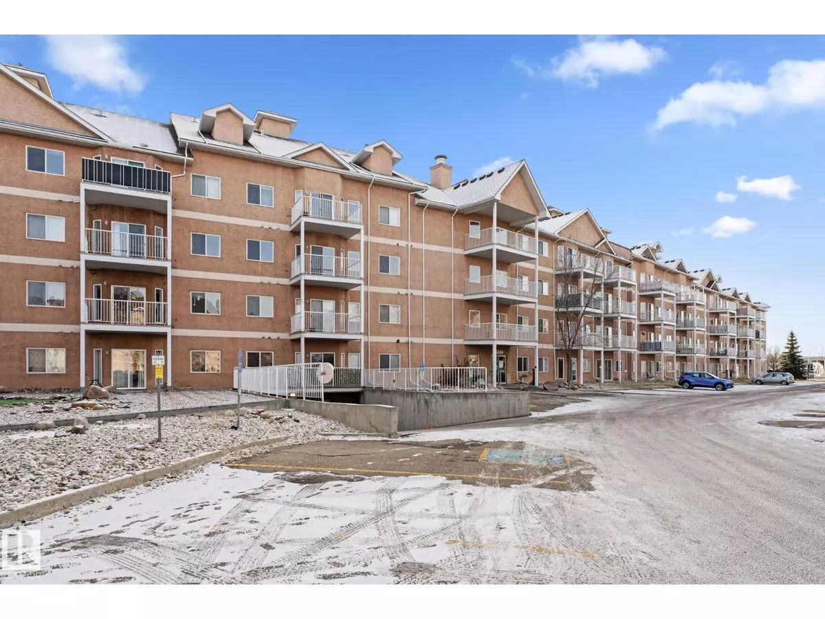 Edmonton, AB T5Y0H6,#324 4304 139 AV NW NW