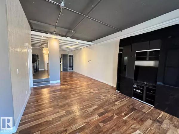 Edmonton, AB T5J3N1,#304 10179 105 ST NW