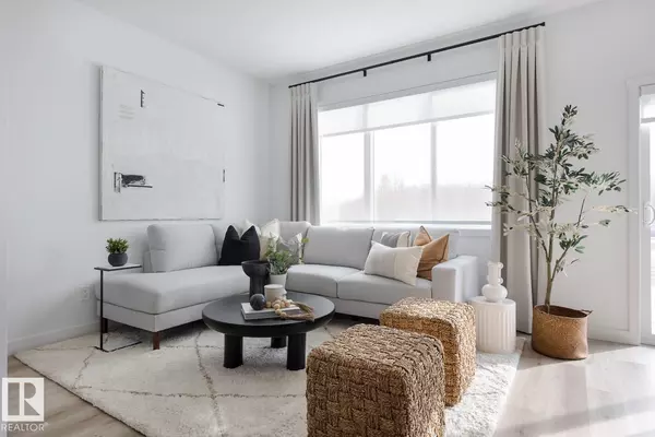 Edmonton, AB T6W5L4,3245 DIXON WY SW