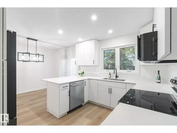 Edmonton, AB T5C0N5,14207 71 ST NW