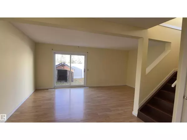 Edmonton, AB T6L2Z3,#41 2024 57 ST NW