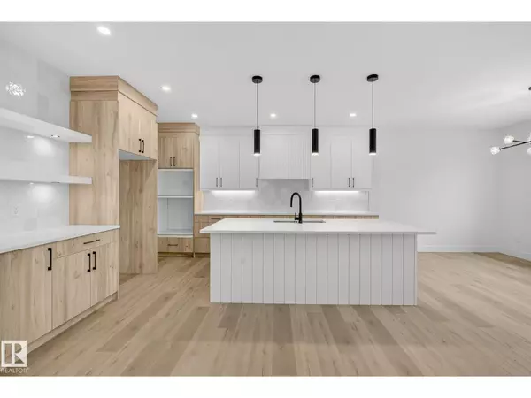 3306 Chickadee DR NW, Edmonton, AB T5S0V5