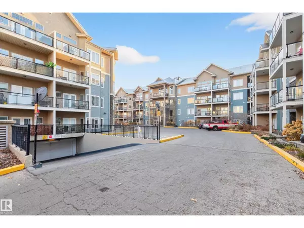 Edmonton, AB T6E0B9,#348 10121 80 AV NW