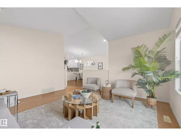 Edmonton, AB T6V1X7,16233 131A ST NW