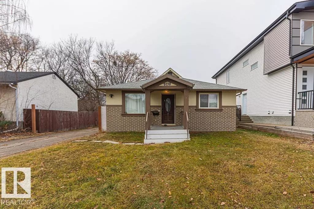 Edmonton, AB T5P1X1,9738 152 ST NW