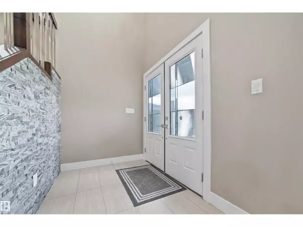 Edmonton, AB T6W1A8,1960 ADAMSON TC SW